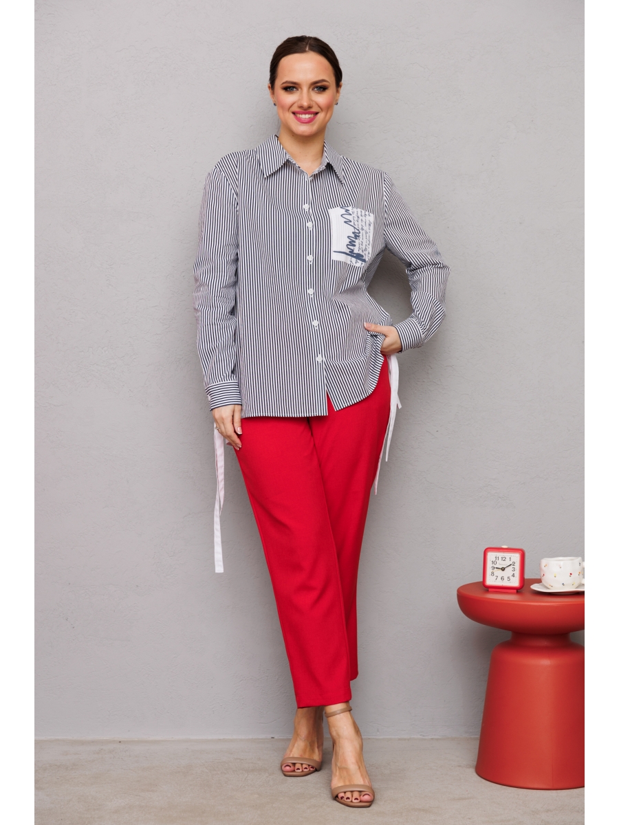 Брючные костюмы М-222 серая полоска, красный