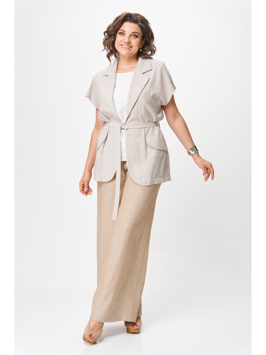 Брючные костюмы 1429 бежевый белый полоска 8798₽