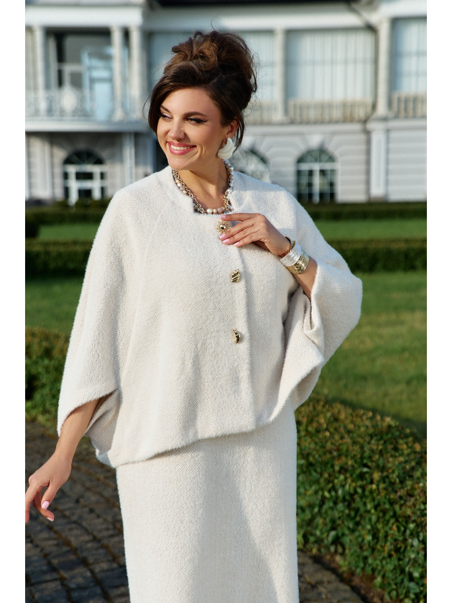 Плательные костюмы 258831 бежевый 13260₽