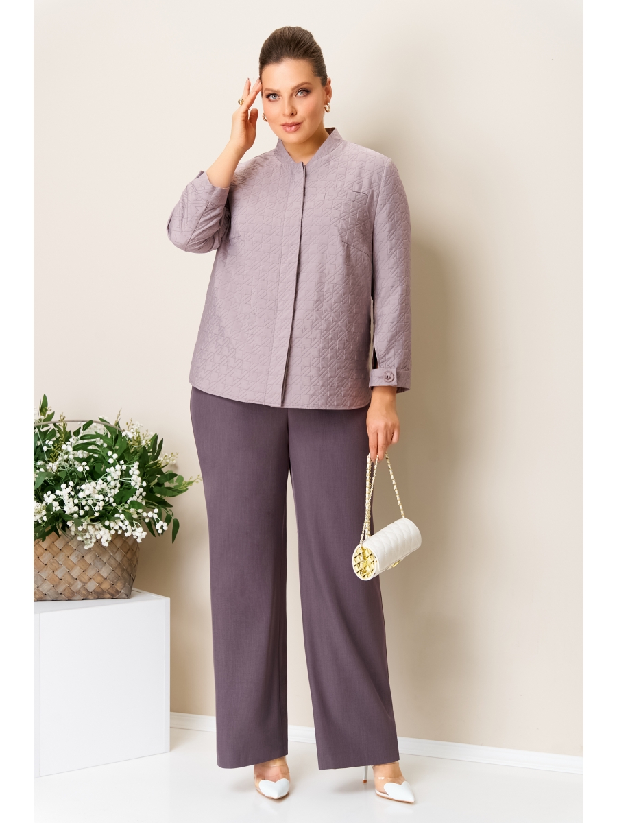 Брючные костюмы 1401 слива 9856₽