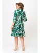 Платье артикул: 871 изумрудно-зелёный в бежево-молочный принт от Swallow - вид 2